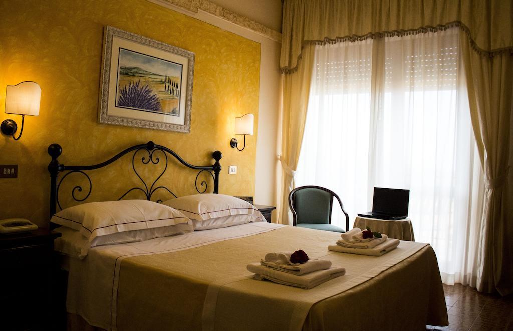 Hotel Ristorante Tre Stelle Sant'Albino Camera foto
