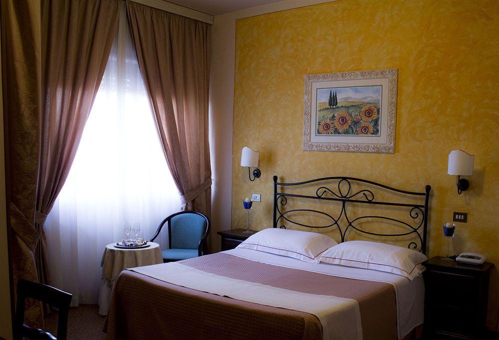 Hotel Ristorante Tre Stelle Sant'Albino Esterno foto