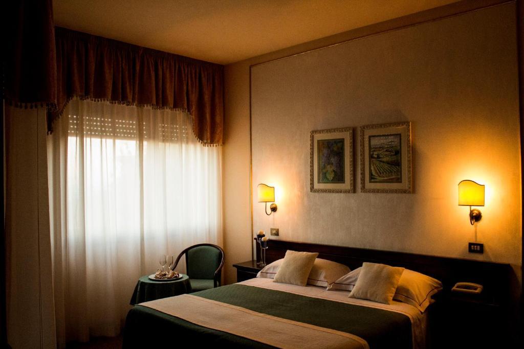 Hotel Ristorante Tre Stelle Sant'Albino Esterno foto
