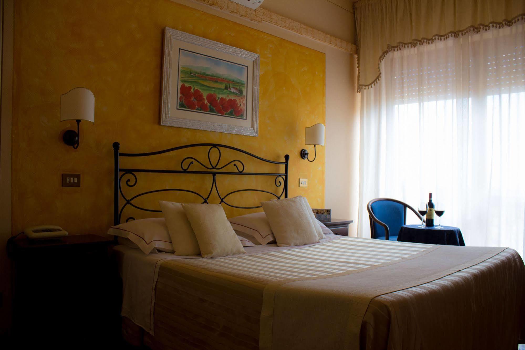Hotel Ristorante Tre Stelle Sant'Albino Esterno foto